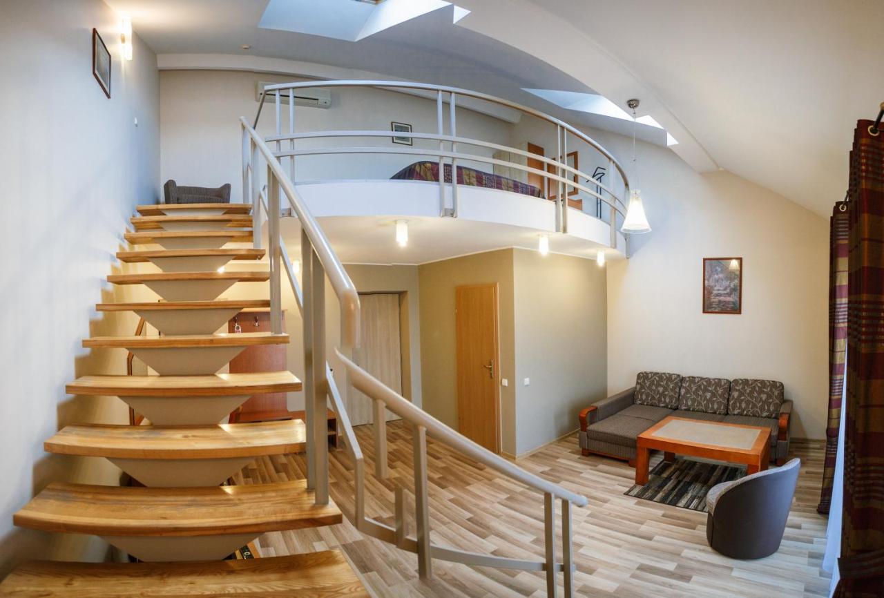 Siauliu Krasto Medziotoju Uzeiga Hotel Siauliai  Ngoại thất bức ảnh