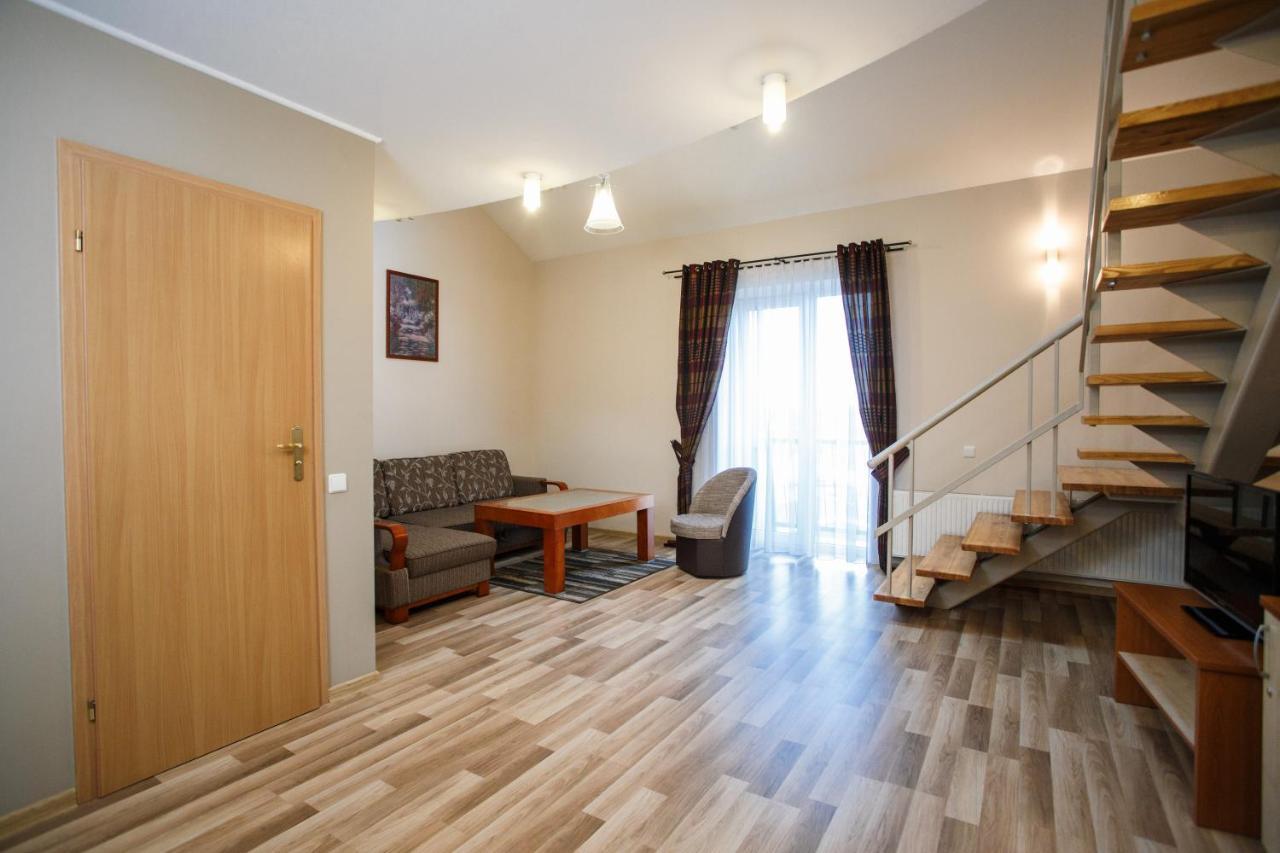 Siauliu Krasto Medziotoju Uzeiga Hotel Siauliai  Ngoại thất bức ảnh
